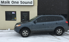 2009 Hyundai Santa Fe with professional window tint in North Bay